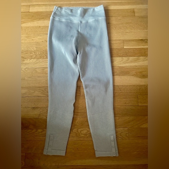 Tan Full-Length Leggings with Smooth Finish - Picture 3 of 5